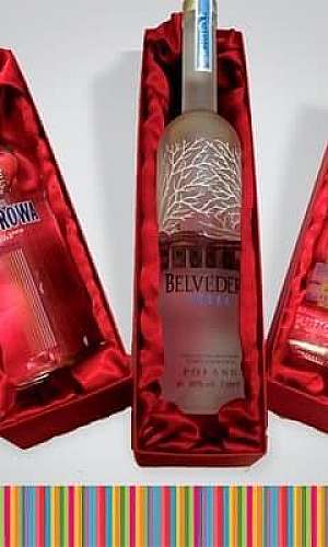 Caixas personalizadas para casamento Caixas personalizadas para casamento